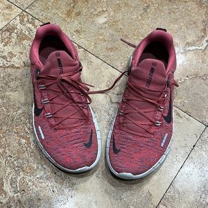 Nike free 5.0 mens athletic shoes size 7.5